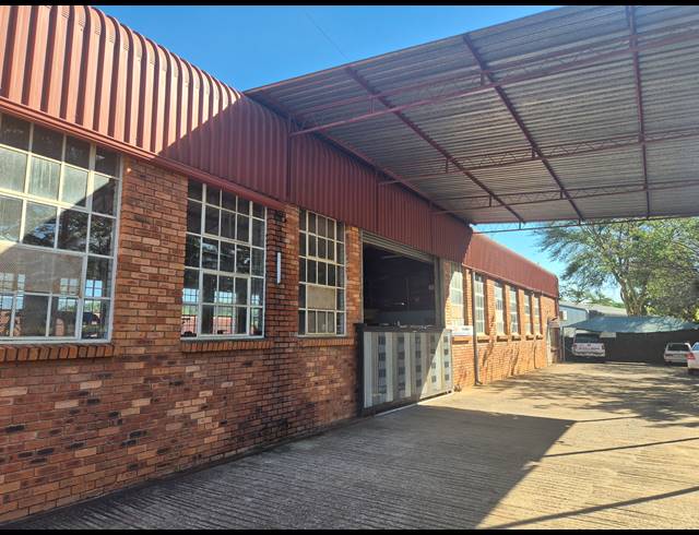 1,547M² WAREHOUSE FOR SALE IN WHITE RIVER INDUSTRIAL